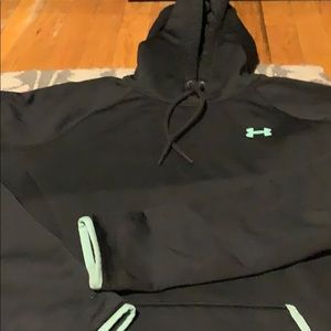 Under Armour Tops - Under Armour Sweatshirt Under Armour Tops - Under Armour Sweatshirt